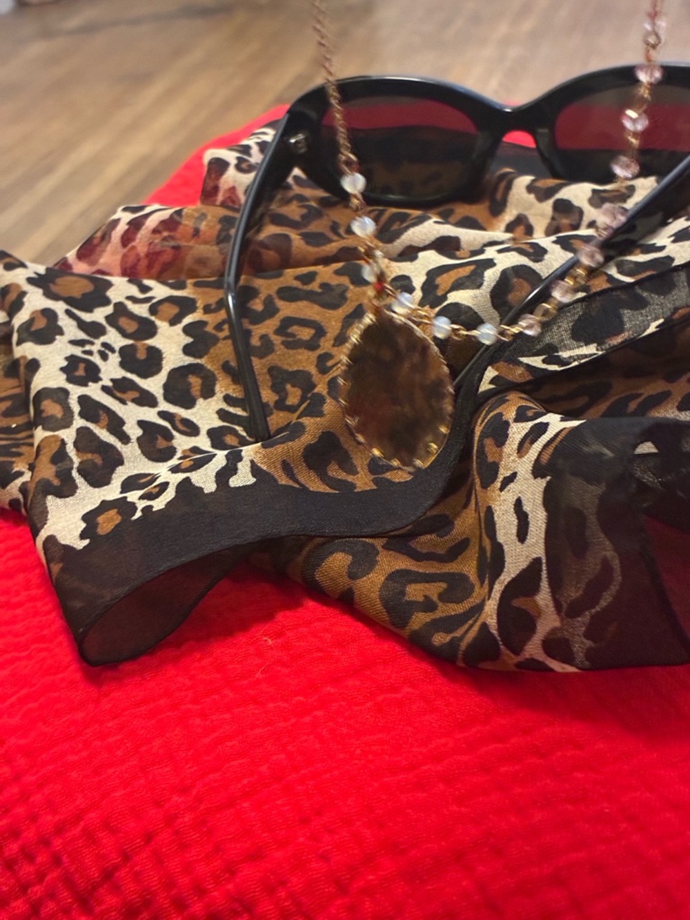 Breakfast at Tiffany’s Bundle: Vintage Leopard Scarf, Gold Necklace, Blk Shades - Picture 11 of 13